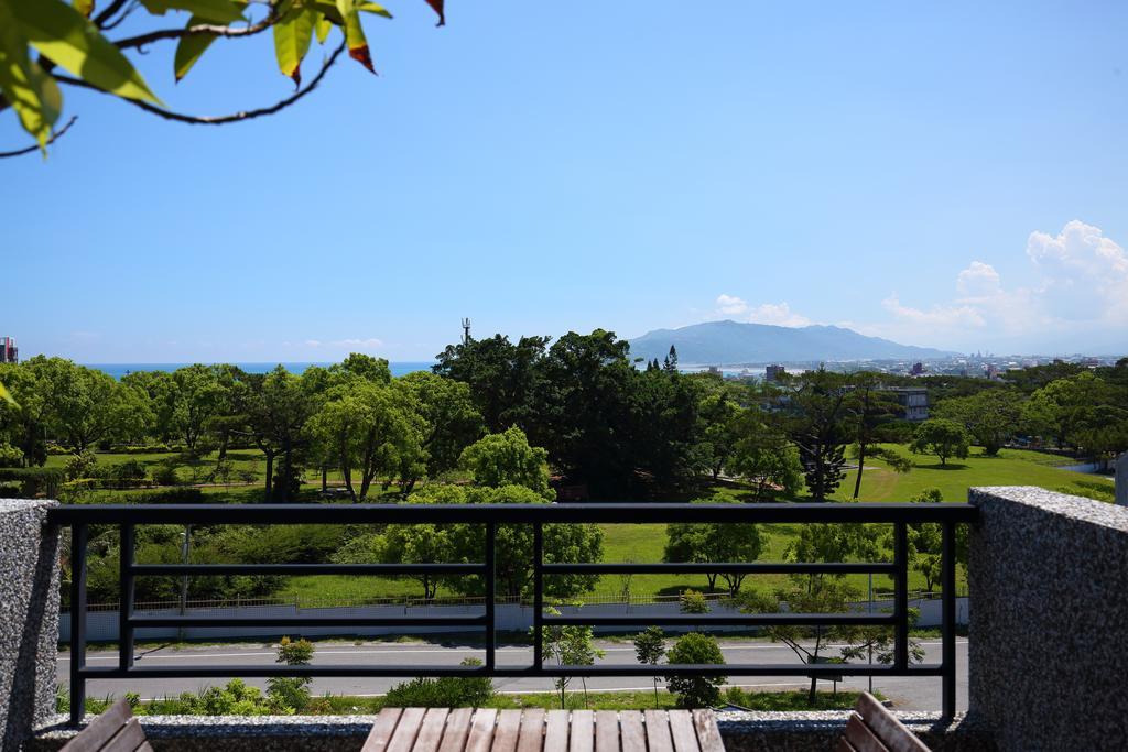 パインシーアンドフラワー ホステル 花蓮市 エクステリア 写真